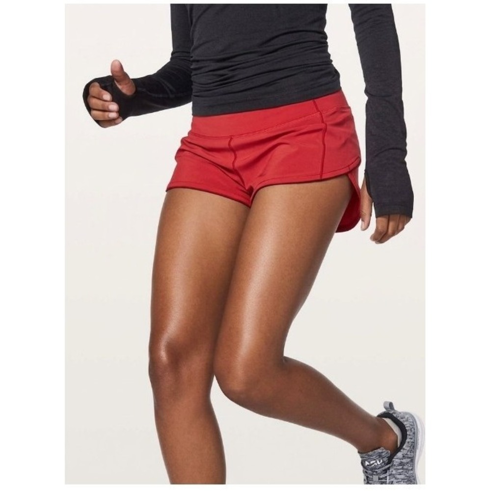 Lululemon Speed Up Short 2.5 Red Low Rise Running Shorts Size 4 LW7AWYR